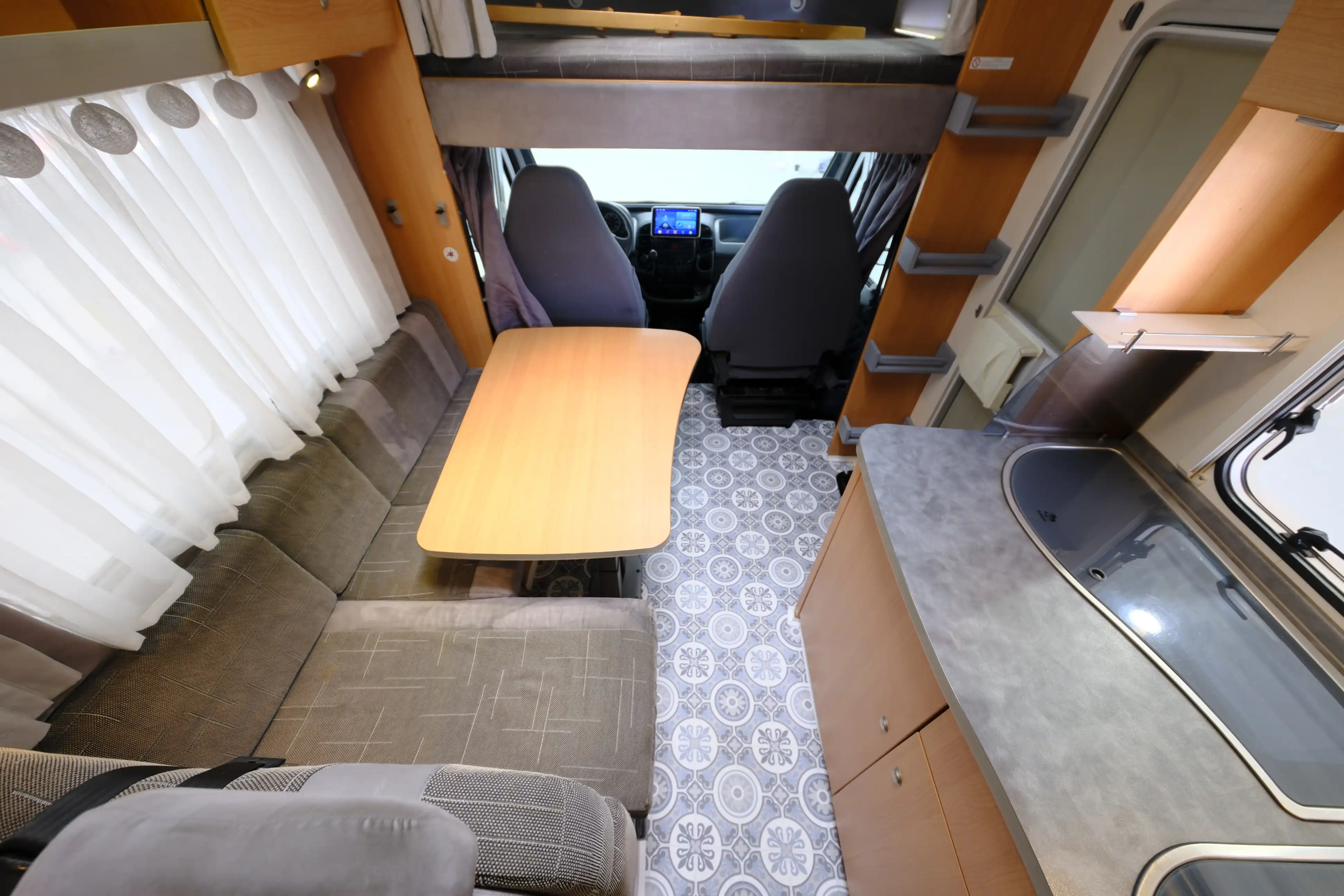 KNAUS Sun Traveller 658 LG